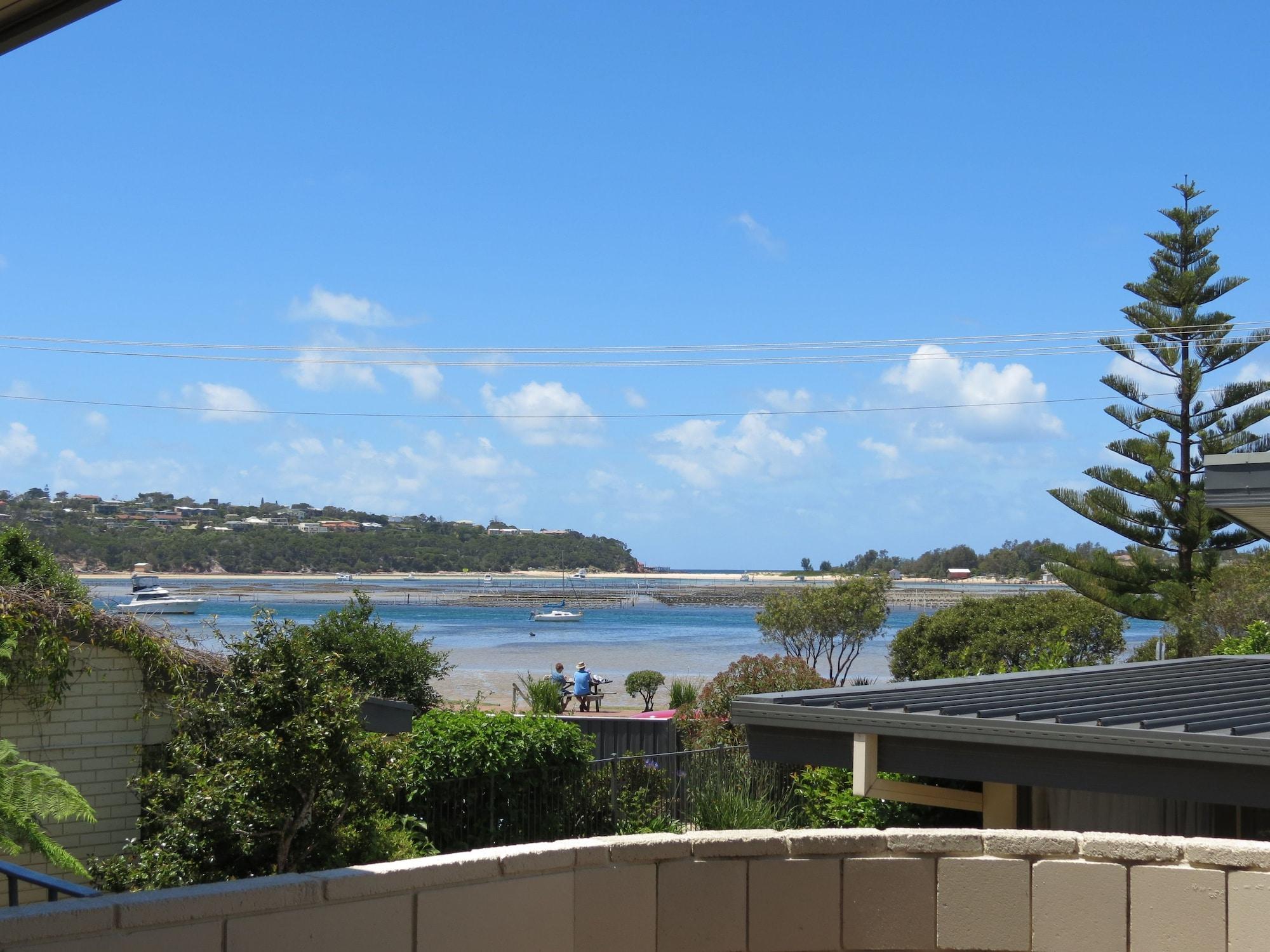 Penguin Mews Aparthotel Merimbula Exterior photo