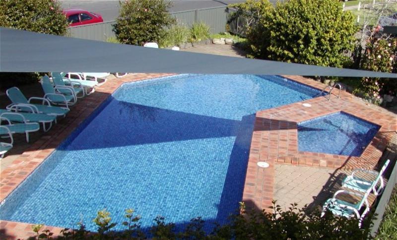 Penguin Mews Aparthotel Merimbula Exterior photo